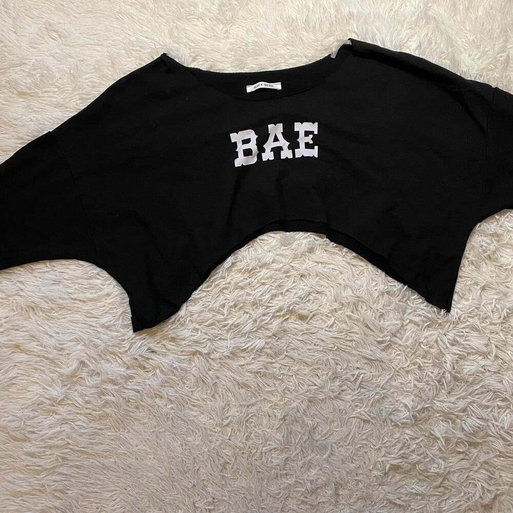 Black‎ Bead Bae Knit Crop Top for Women Round Neck 3/4 Sleeve Black